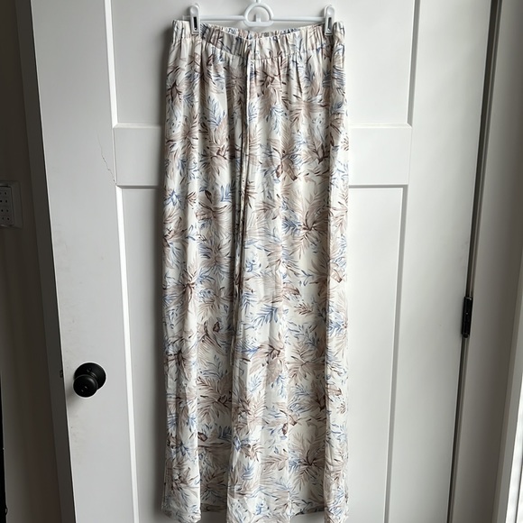 Pink Lily Matching Wide Leg set - Picture 2 of 3